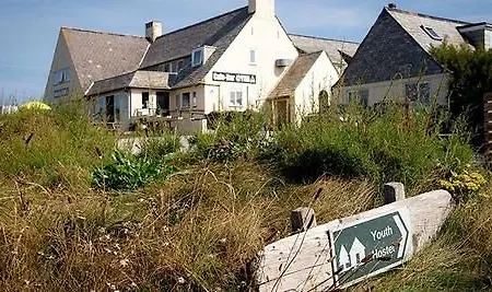 Yha Treyarnon Bay Hostel