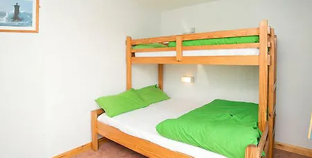 Yha Treyarnon Bay