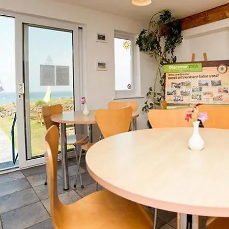 Yha Treyarnon Bay Padstow